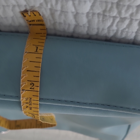 Elegant Sky Blue Crossbody Bag - Picture 9 of 11